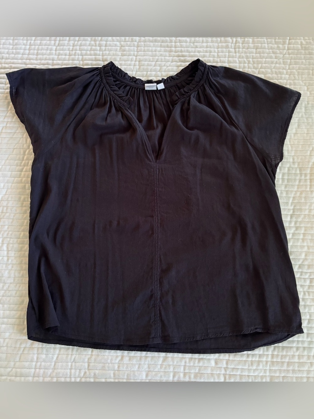 GAP Black Flutter Sleeve Blouse – Size Small